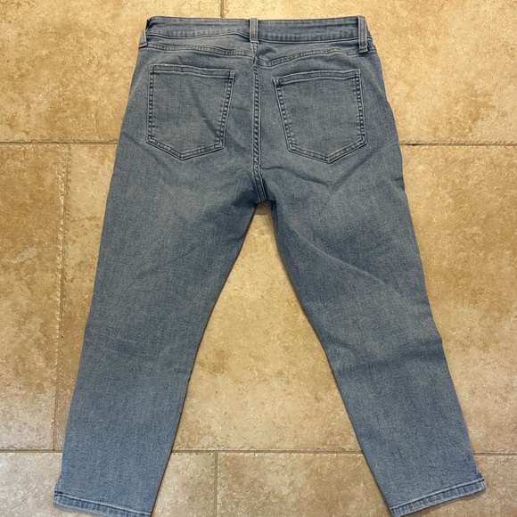 Classic Light Blue Crop Jeans - Picture 4 of 4